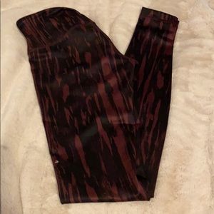 Lululemon winder-under legging